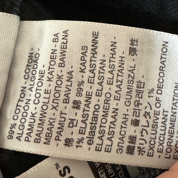 NEW Levi's RibCage Ankle Straight Jeans Black 25 NWT - Picture 4 of 6